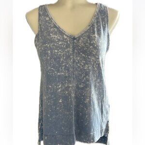 Saint Tropez West blue and white bleached high low tank top